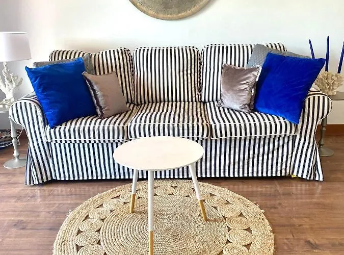 Sailor Sea Views 아파트