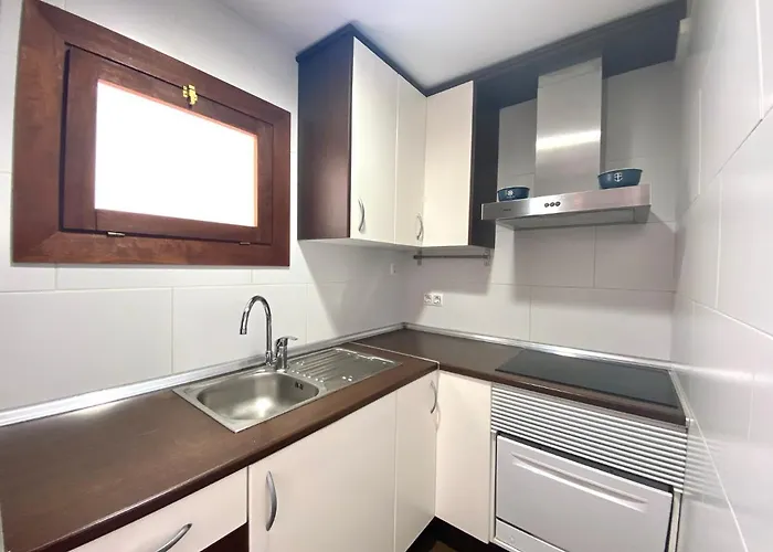 Sailor Sea Views 또사데마르